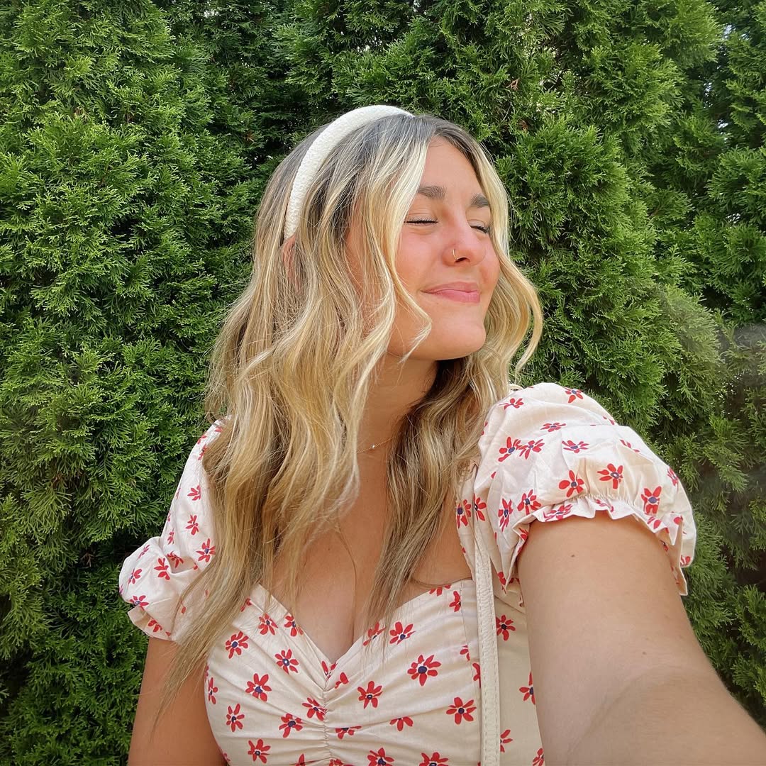 Instagram post by @maddieelizbeemer for shoppinkblush.com. Caption reads: the fit is fit-ing 😌

shop this adorable romper....