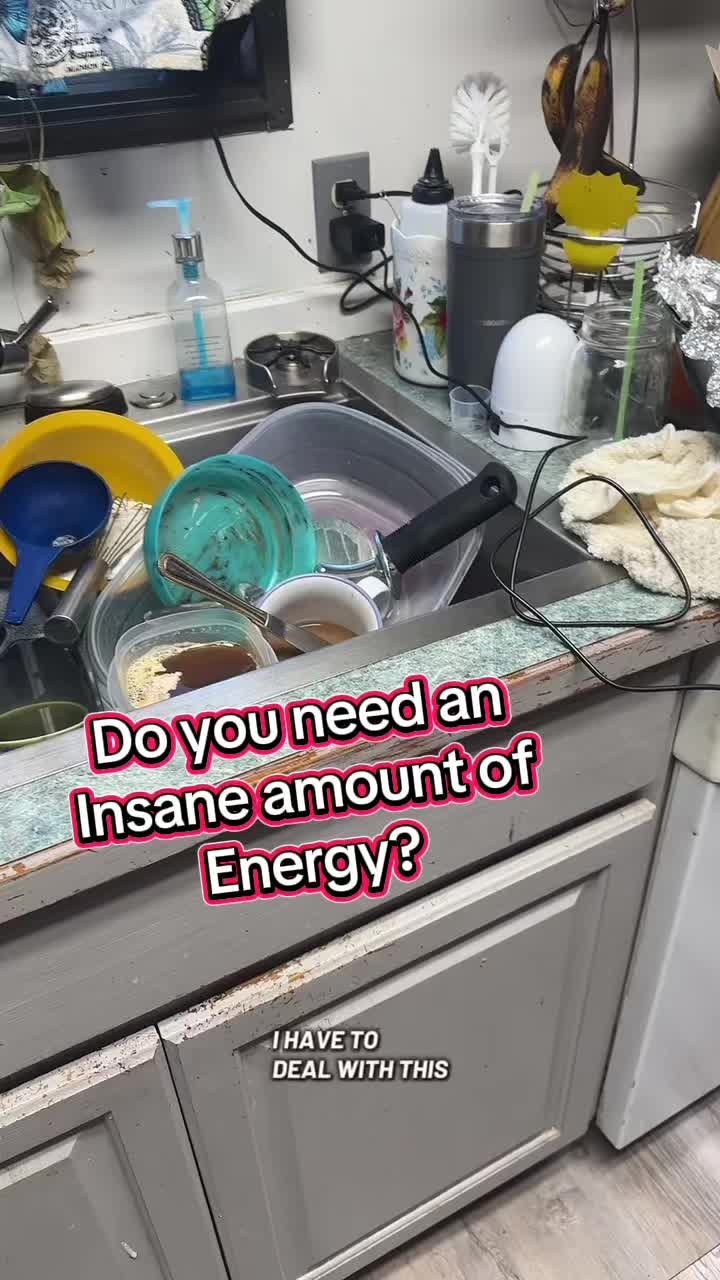 TikTok post by @amyreedharris0 for Insane Labz. Caption reads: @Insane Labz Official #energydrinks #momtoks [...].