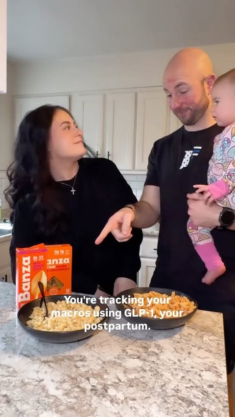 Instagram post by @amyfunderburk_ for Banza. Caption reads: [...] matters! 
Two reasons I ALWAYS keep Banza....