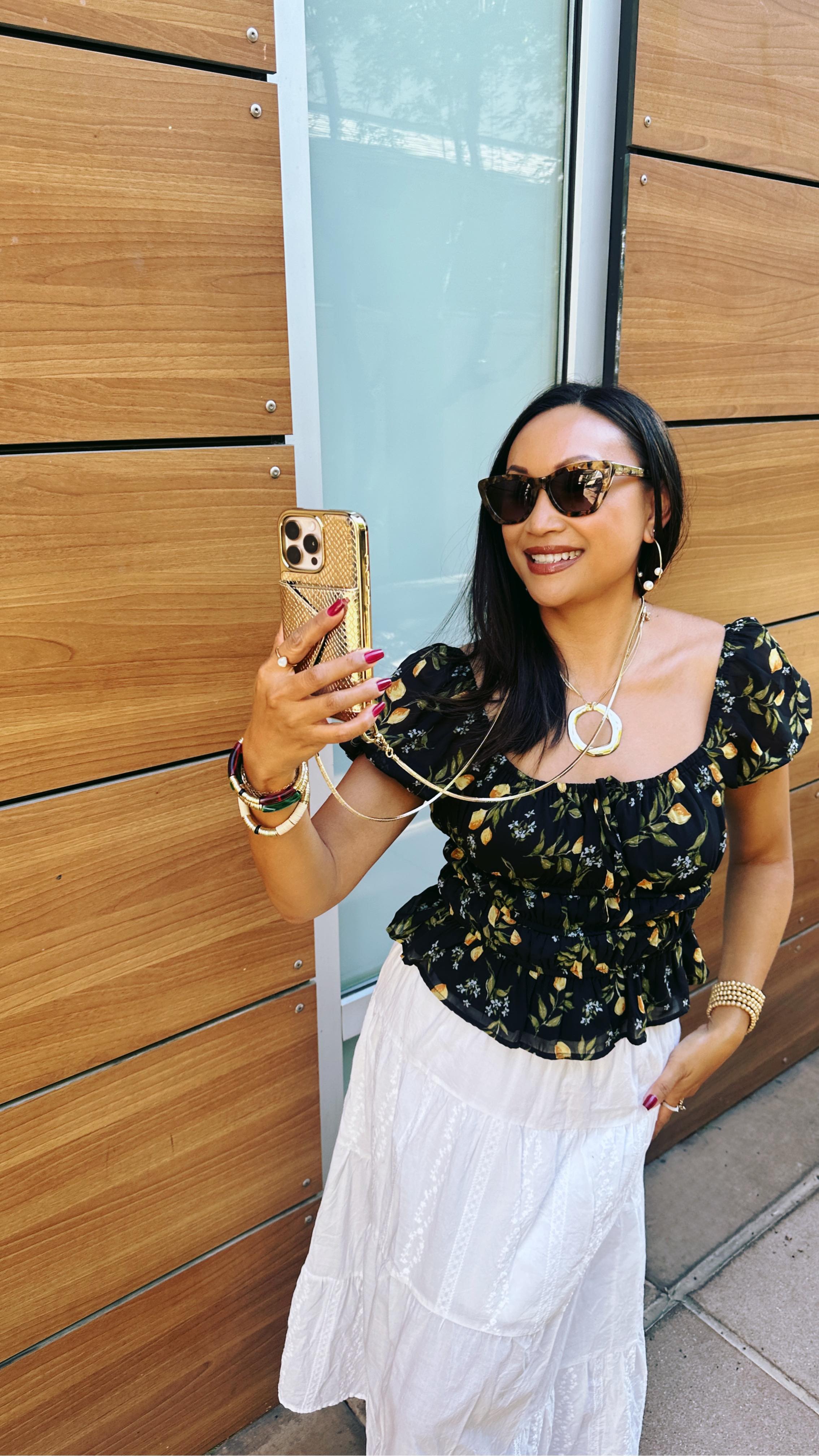 Instagram post by @themelissalifestyle_ for BANDOLIER. Caption reads: [...] 🤍 The GIA Chrome Crossbody from....