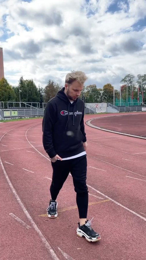 Instagram post by @marcin.eekk for Champion. Caption reads: .