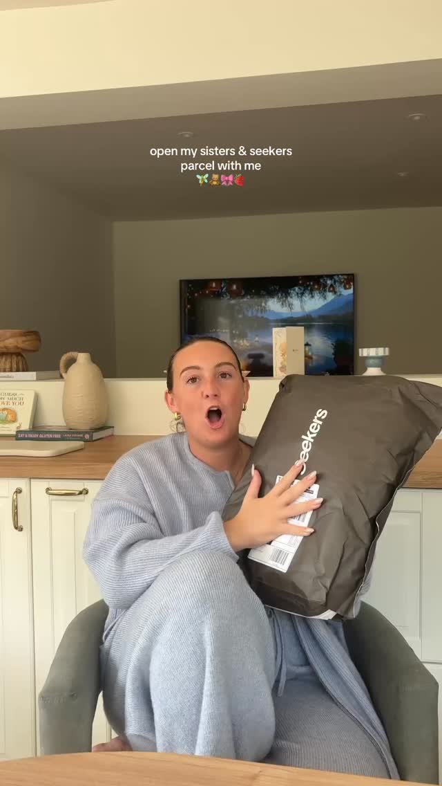 Instagram post by @_miawootton for Sisters And Seekers. Caption reads: @sistersandseekers always provides 🏹🧸 [...].