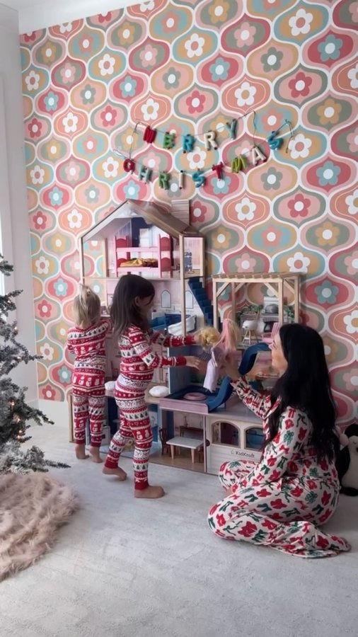Instagram post by @baileyschwartz for KidKraft. Caption reads: [...] gift this season for your littles: the....