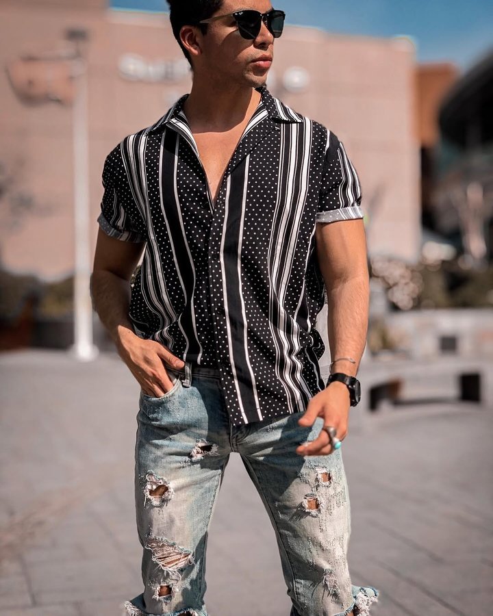 Instagram post by @xavicorrial for Men's Fashion & Style. Caption reads: Outfit details @fashionnovamen 🤑
Have a good day....