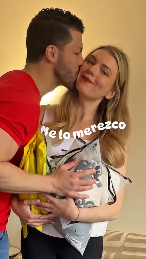 Instagram post by @jackieteachesyou for Shein. Caption reads: [...] lo que pedí vs lo que me llegó de SHEIN....