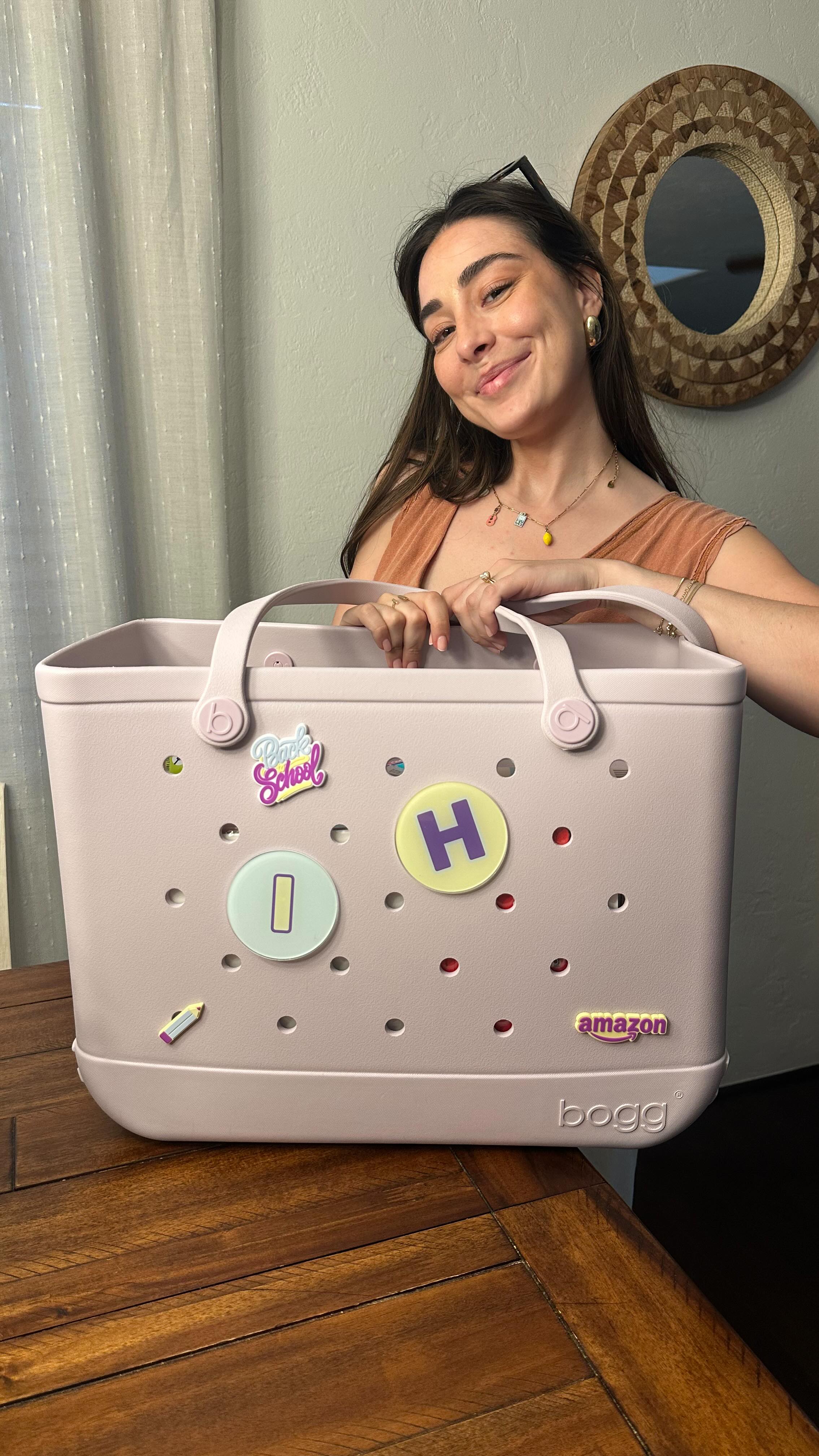 Instagram post by @itzelhoward05 for Nature's Way. Caption reads: THANK YOU @amazon and to ALL THE BRANDS who gifted....