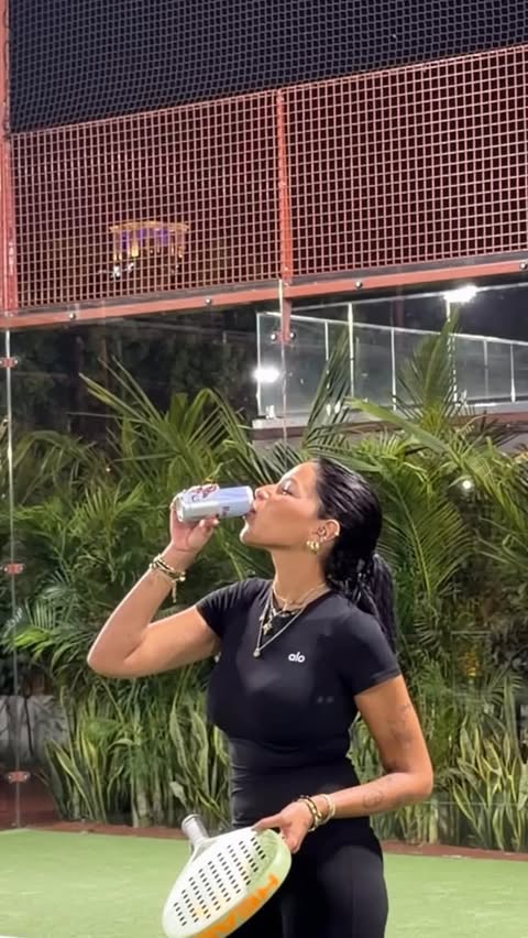 Instagram post by @farahroushdy for Noon. Caption reads: [...] @redbull its now exclusive only on @noon_uae....