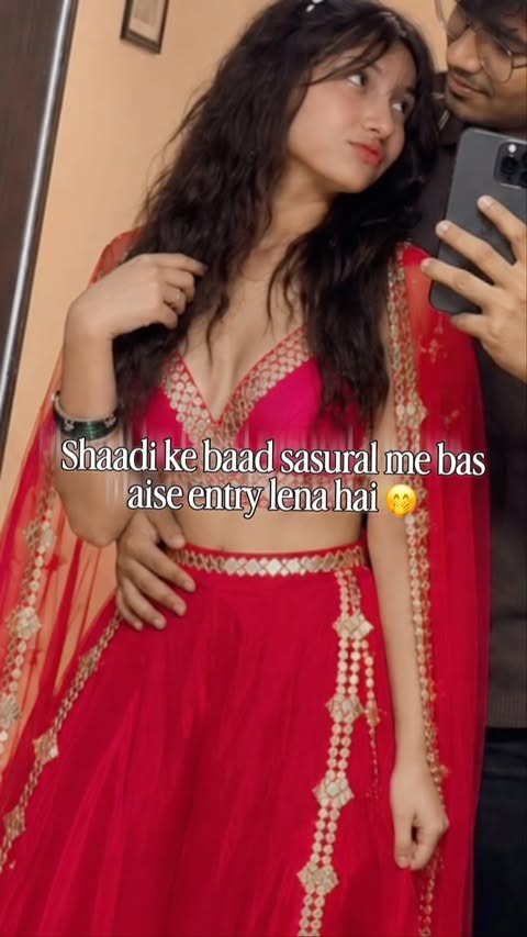 Instagram post by @rakhi59_10 for Instant Bollywood. Caption reads: Bilkul Yase ❤️🤭...!! @rakhi59_10 #foryoupage .....