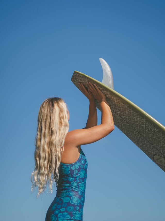 Instagram post by @surfgirlnz for JOLYN. Caption reads: the most magical morning in @jolynclothing....