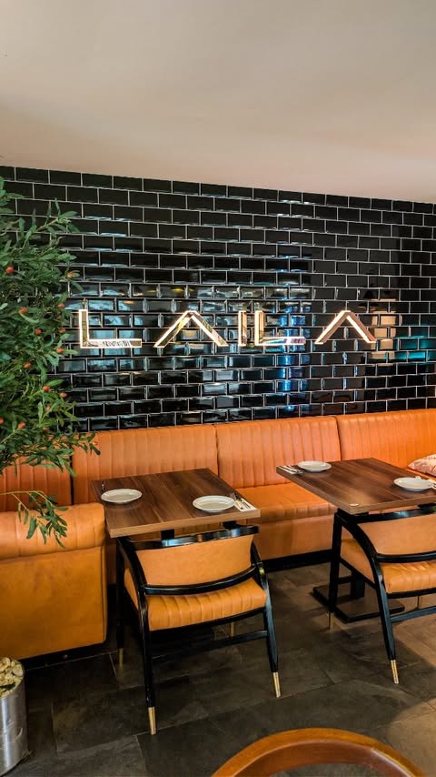 Instagram post by @johnstonefamilylife for Moments in Aberdeen. Caption reads: 🍽️ Aberdeen Restaurant Weeks at Laila Turkish....