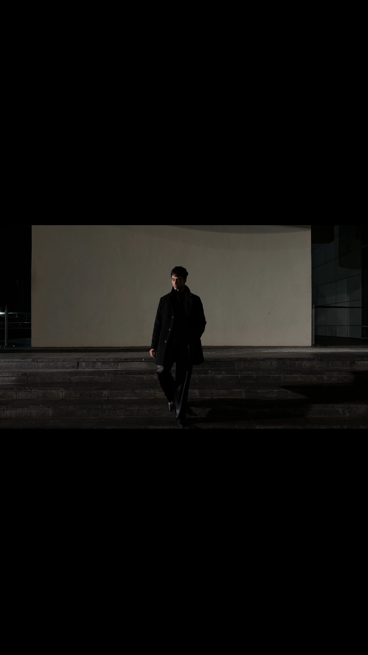 Instagram post by @miquelmelero_ for GUESS. Caption reads: total @guess.