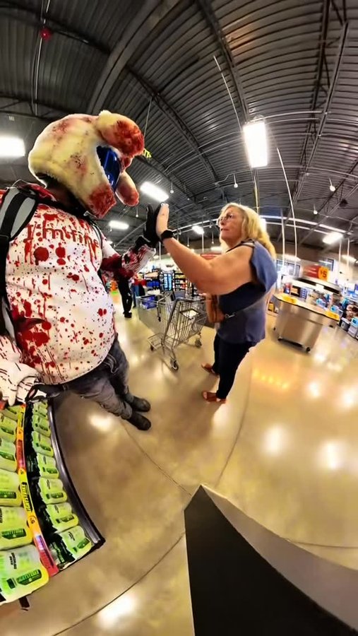 Instagram post by @biker_grim for MotoLoot. Caption reads: [...] Grimstyle.com

Bunny cover:  @motoloot....