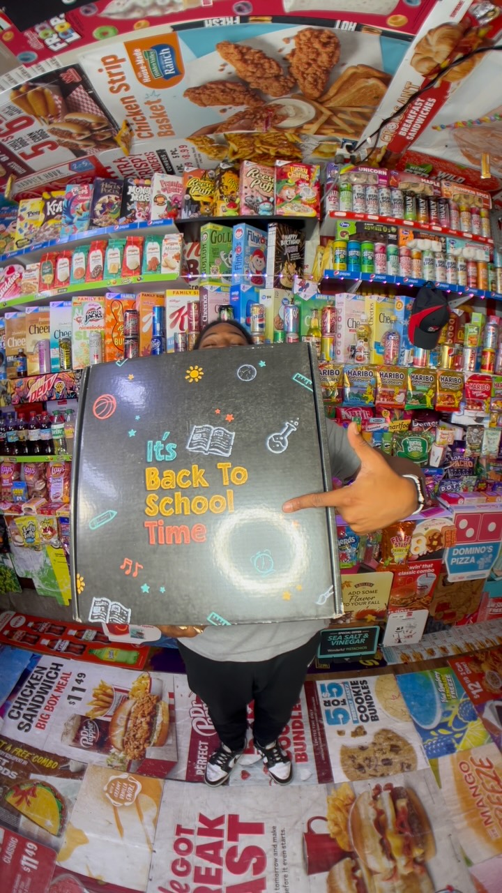 Instagram post by @thesnackinshack for Annie's. Caption reads: We got a back to school box from @generalmills! &....