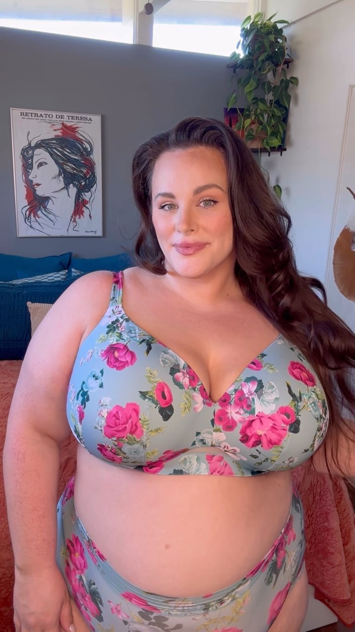 Instagram post by @morganlouise.plus for Lane Bryant. Caption reads: Meet the Comfort Bliss bra collection from....