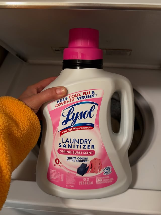 Instagram post by @lunayhilal for Lysol. Caption reads: Lysol Laundry Sanitizer Spring Burst leaves [...].
