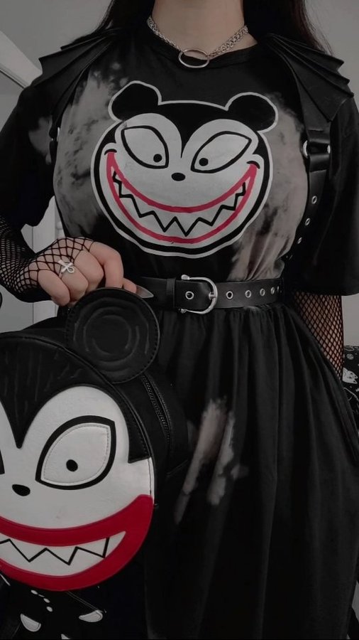 Instagram post by @_mystic_moon_witch for TruffleShuffle. Caption reads: Sᴏᴍᴇᴛʜɪɴɢ sᴛɪʀs ɪɴ ᴛʜᴇ sʜᴀᴅᴏᴡs… sᴏғᴛᴇʀ (ᴀɴᴅ....