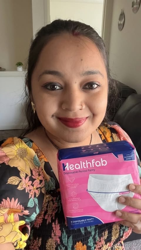 Instagram post by @swati_swapnil_gupta for Amazon Finds. Caption reads: [...] #gopadfree #periodpanty #healthfab....