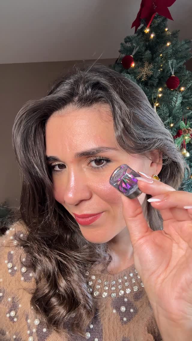 Instagram post by an influencer for SHEGLAM OFFICIAL. Caption reads: Been trying the new SHEGLAM 2025 Glitter....