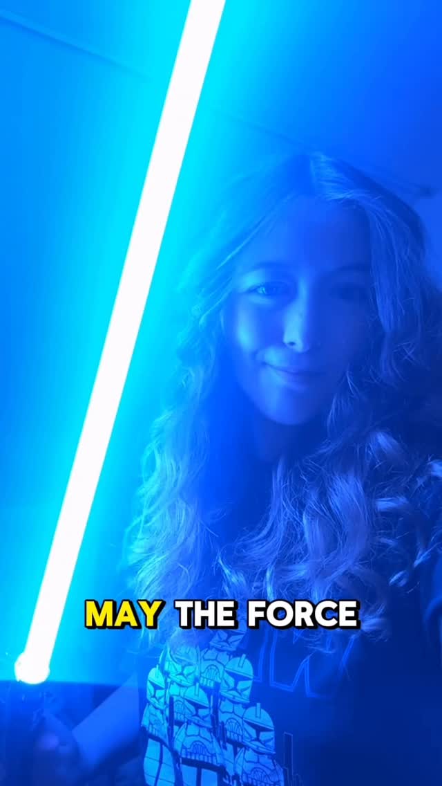 Instagram post by @_pixelette_ for NSabers. Caption reads: [...] present for a nerd this Christmas! 

Nsabers....