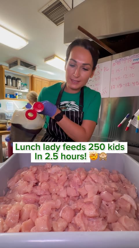 Instagram post by @tanyasimplycooks for Dan-O's Seasoning. Caption reads: [...] by kikkoman 350 chicken potstickers....