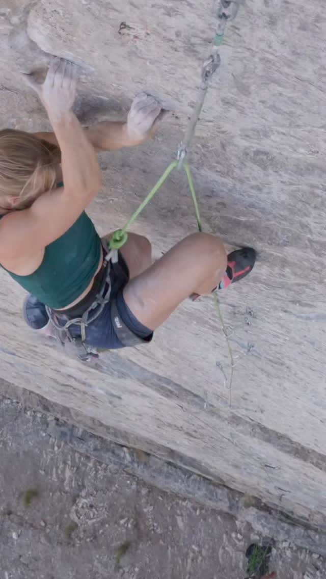 Instagram post by @emilyaharrington for Kodiak Cakes. Caption reads: [...] in my bio 😉 Sponsored by: @kodiakcakes....