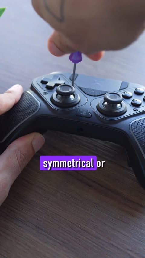 Instagram post by @blackpanthaayt for Turtle Beach. Caption reads: [...] CUSTOMIZATION. Of course i like it 😂....