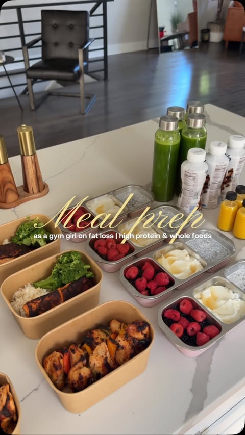 Instagram post by @luciavergarab for BetterMe. Caption reads: [...] Get your customized meal plan in the....