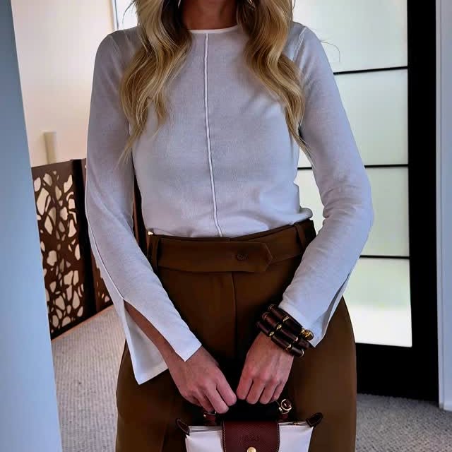 Instagram post by @hamptonhousewife for Billini Shoes. Caption reads: [...] Fine Knit Panelled Top Shimmer Boots....