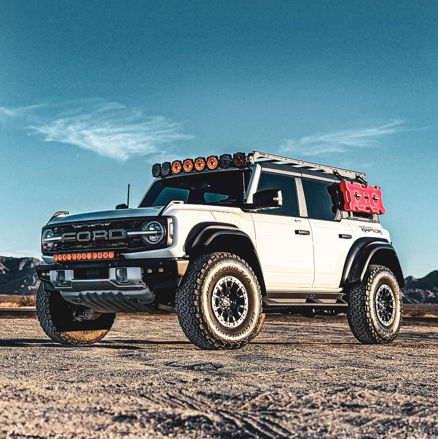 Instagram post by @mad_yeti_ for Rugged Radios. Caption reads: [...] never disappoints. Partners: - Rugged Radios....