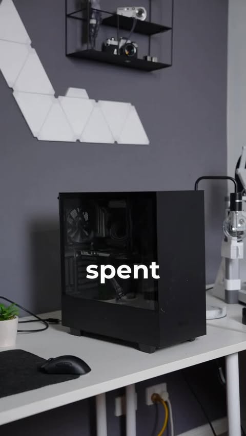 Instagram post by an influencer for Aftershock PC Australia. Caption reads: After spending hours troubleshooting my old PC, I....