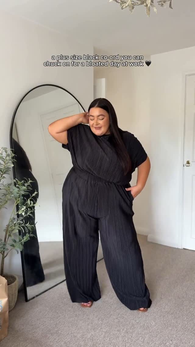 Instagram post by @shannon.futcher for Katie Loxton. Caption reads: comment LINK 🔗 we love an easy chuck on and go....