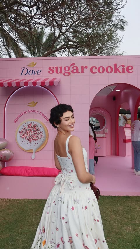 Instagram post by @itsshaymasabry for Noon. Caption reads: [...] Edition Dove & BMD Sugar Cookies from Noon....