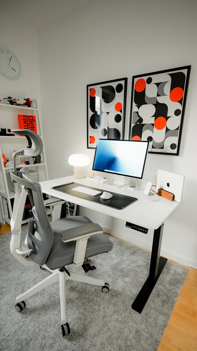 Instagram post by @leokellr for Autonomous. Caption reads: [...] far the best addition was my Autonomous desk....