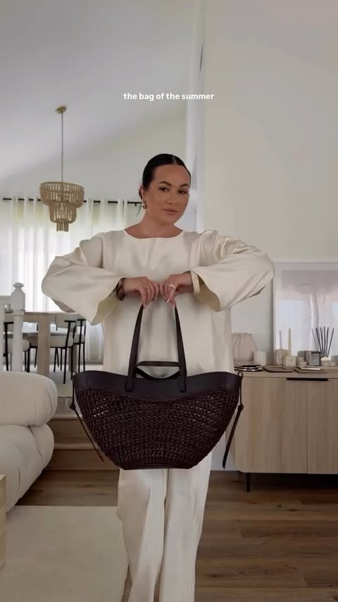 Instagram post by @allysa.larson for POLÈNE. Caption reads: [...] bag of the summer 🤍 #summeroutfitideas....