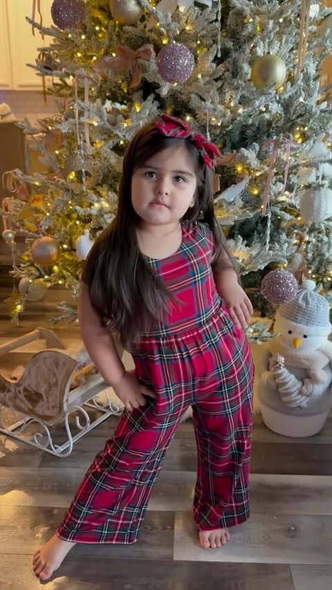 Instagram post by an influencer for Posh Peanut. Caption reads: [...] in bio 🥰 #toddler #trend....