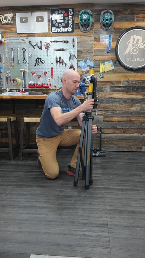 Instagram post by @sydandmacky for Feedback Sports. Caption reads: We just can't get enough of this @feedbacksports....