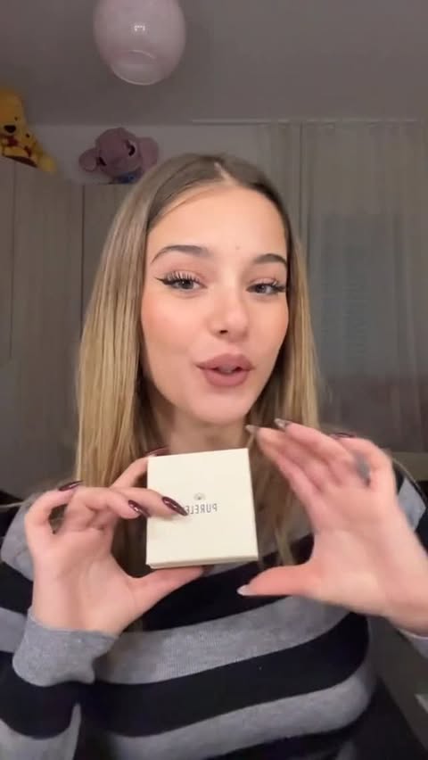 Instagram post by @miriam.sapere for PURELEI. Caption reads: @purelei #adv 💍.