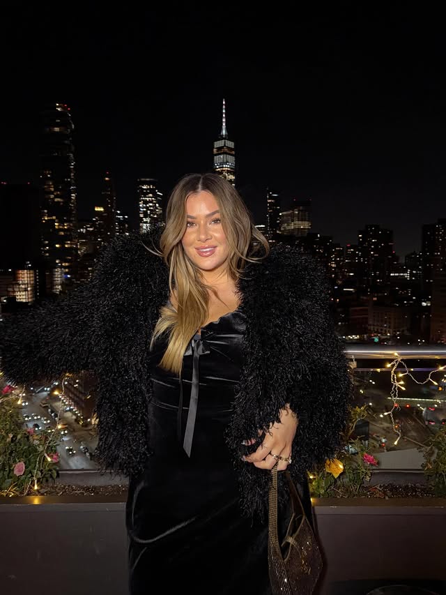 Instagram post by an influencer for Torrid. Caption reads: [...] most fun girls weekend with @torrid 🎄✨ it....