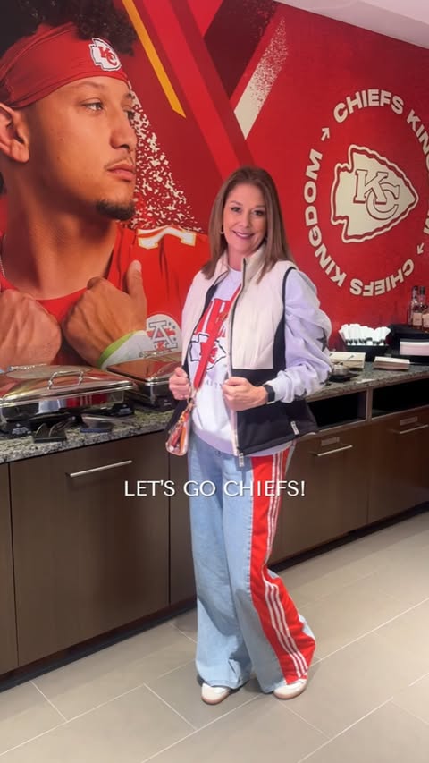Instagram post by @randimahomes for Fieldsheer. Caption reads: [...] My secret weapon this season? The Fieldsheer....