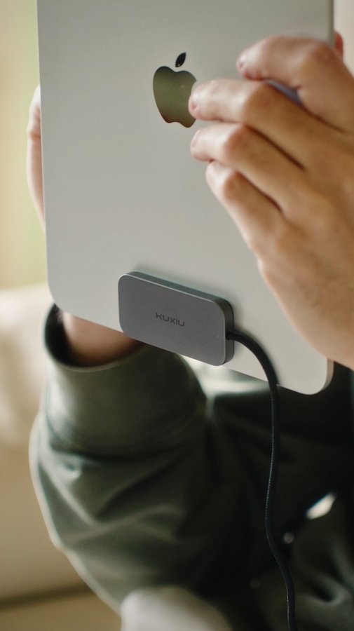 Instagram post by @iandreamosca for KUXIU. Caption reads: First iPad Wireless Charger!🔋⚡️

Meet the....