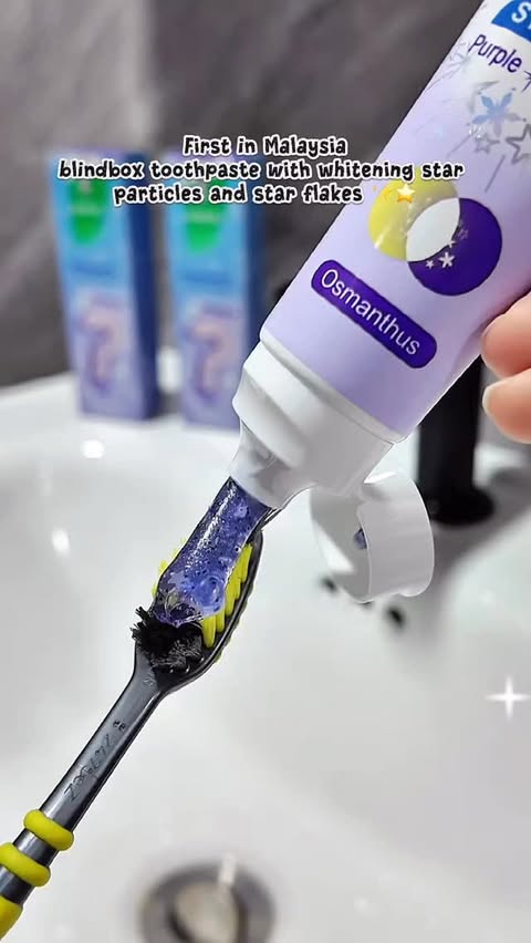 Instagram post by @nadirazek_ for Darlie Thailand. Caption reads: First time try Darlie blind box toothpaste ni 😆✨....