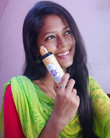 Instagram post by @santhiya_official_ for Balu Herbals. Caption reads: #nomakeupandfilterneeded✨ 

.

@baluherbals....