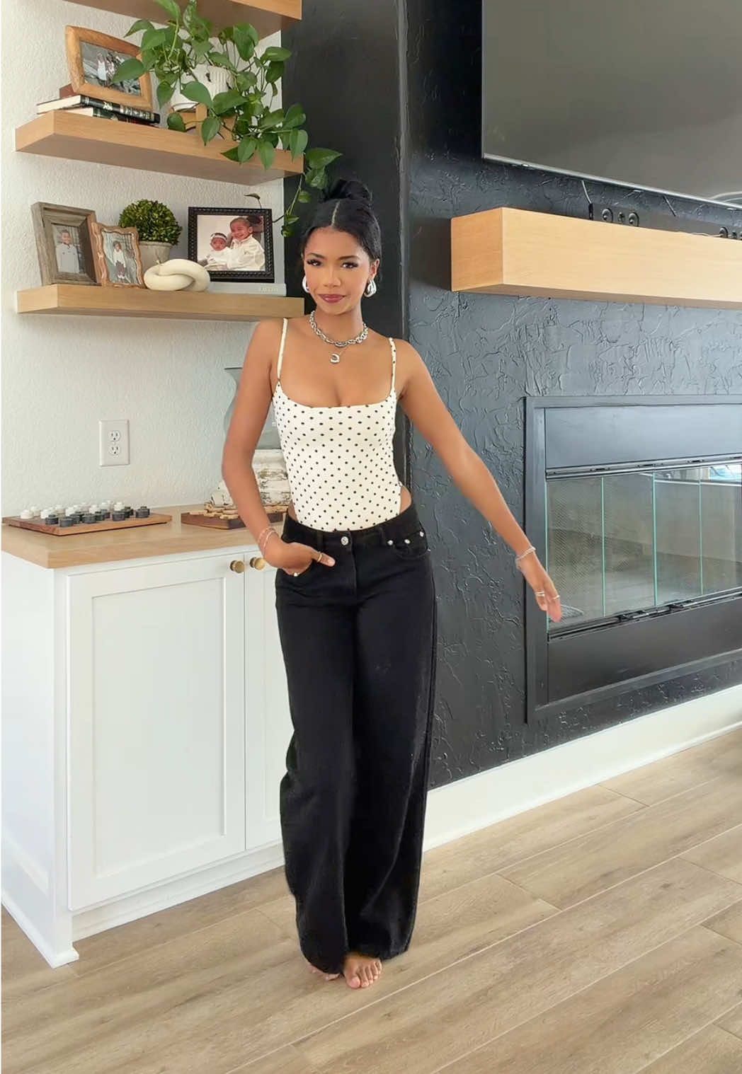 TikTok post by @ciara..sanders for Tiger Mist. Caption reads: [...] #rush #collegeoutfits #collegegirl @Tiger....