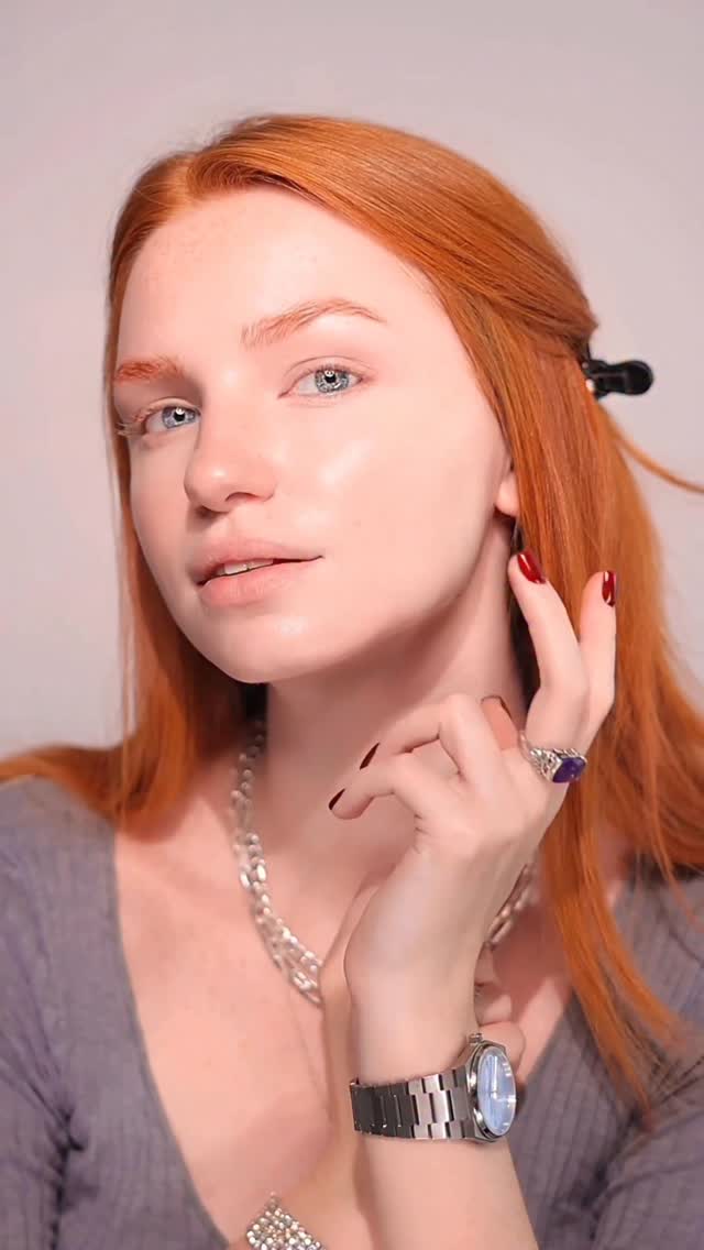 Instagram post by @wlfoxy for Kate Somerville. Caption reads: Skin like literal glass 🤭✨
 
Products....