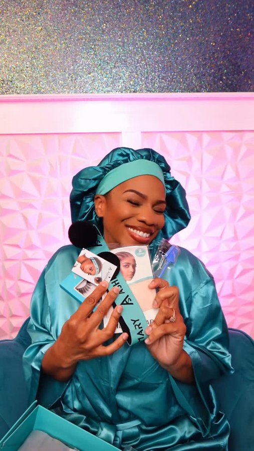 Instagram post by @sheisthe_t for Ashimary Hair. Caption reads: It was definitely fun trying this invisi strap 360....