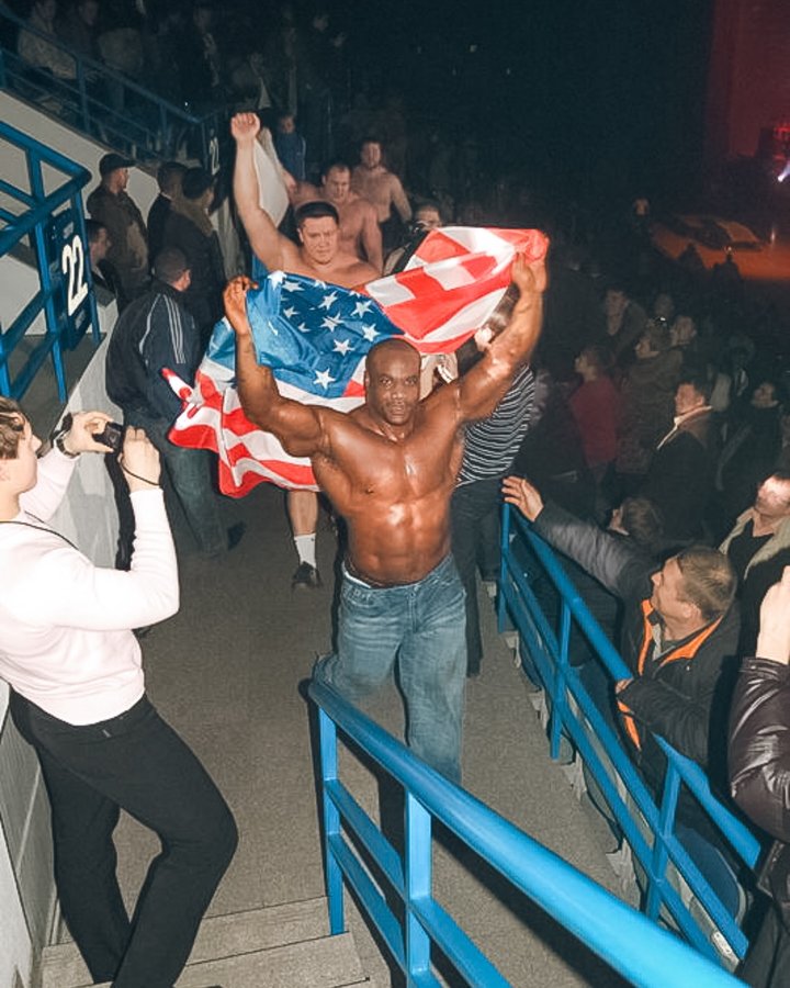 Instagram post by @golden_era_of_bodybuilding for FLEX Magazine. Caption reads: Independence ain’t just a day it’s a mindset....