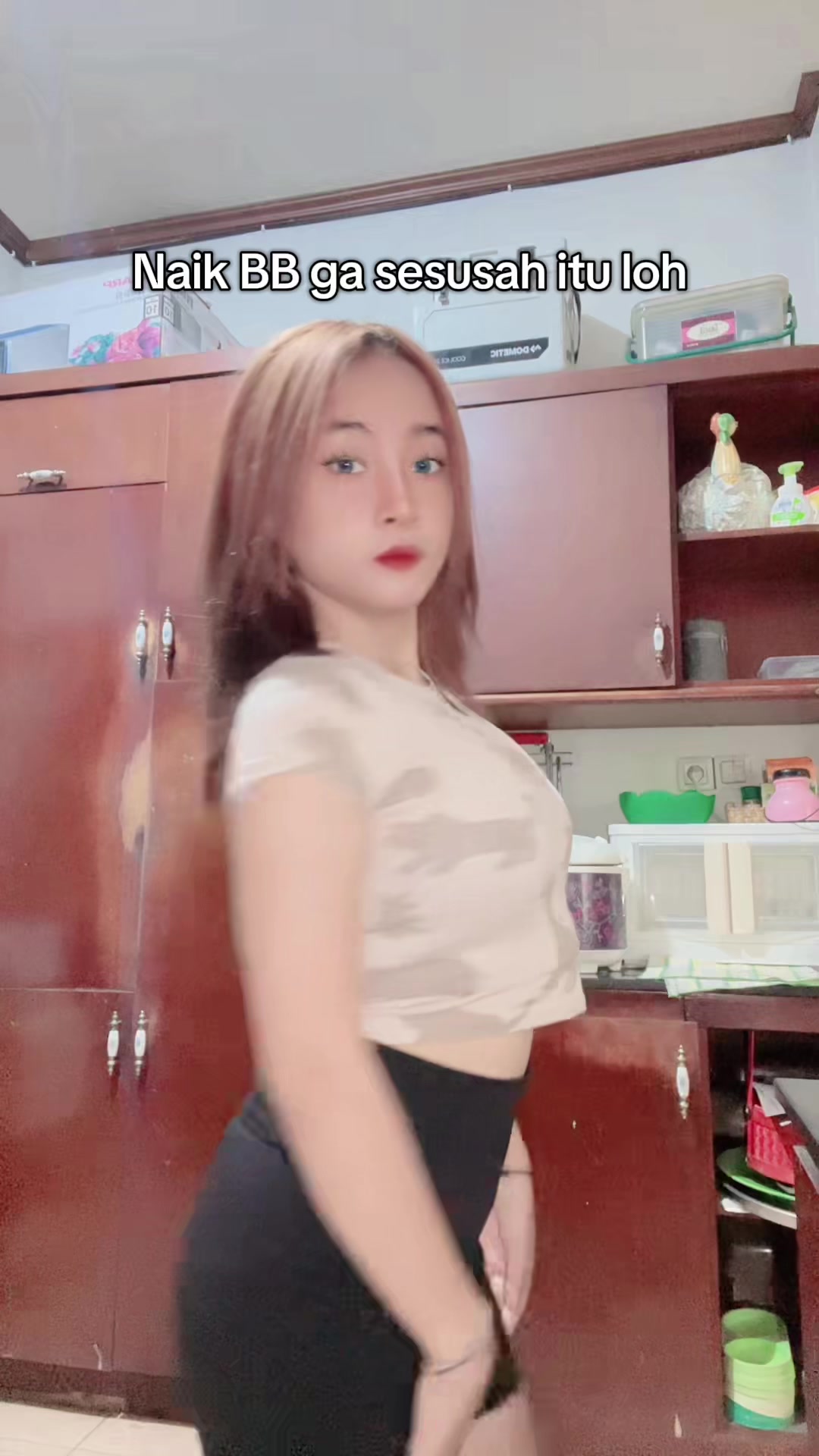 TikTok post by @_semarangpride for Wookey Weight. Caption reads: Solusi punya badan berisi? Langsung ajaa cek....