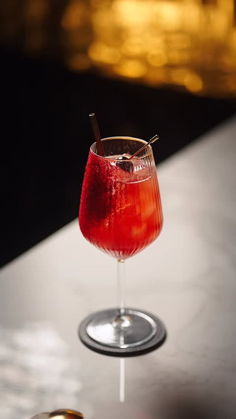 Instagram post by @ed_tales for Pasabahce. Caption reads: Ad 21+​
​
Celebrating the festive season with the....