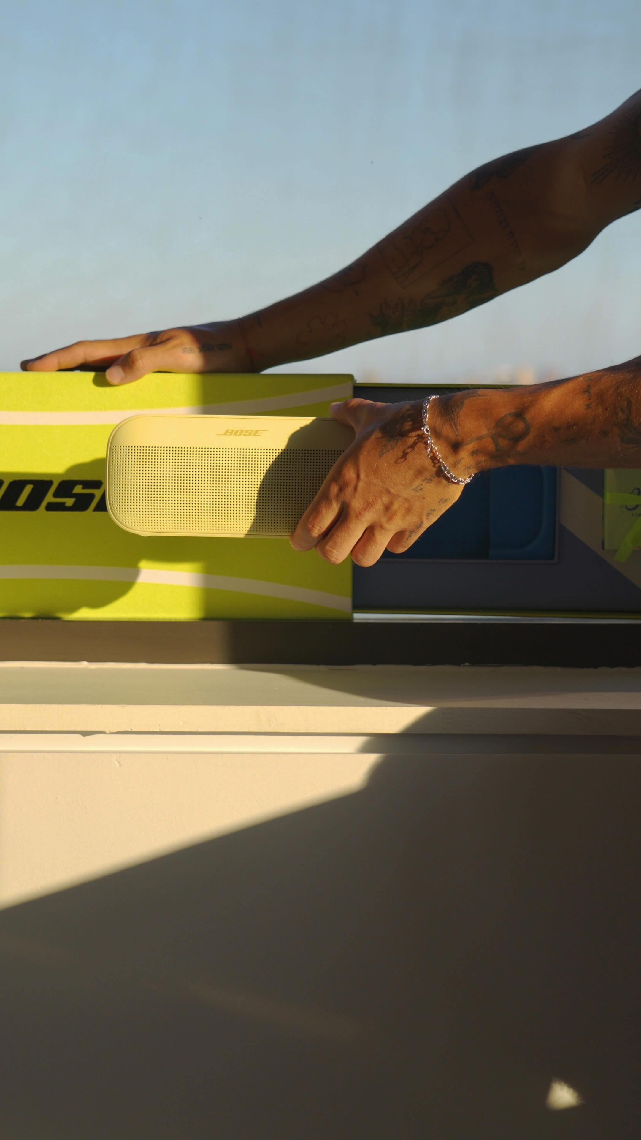 Instagram post by @thetennis101 for Bose. Caption reads: the coolest tennis presents 🎁

#gifted.