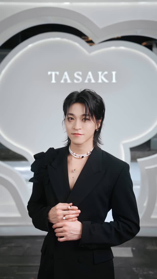 Instagram post by @santazanduo311 for TASAKI. Caption reads: 🫶 @tasaki_intl.